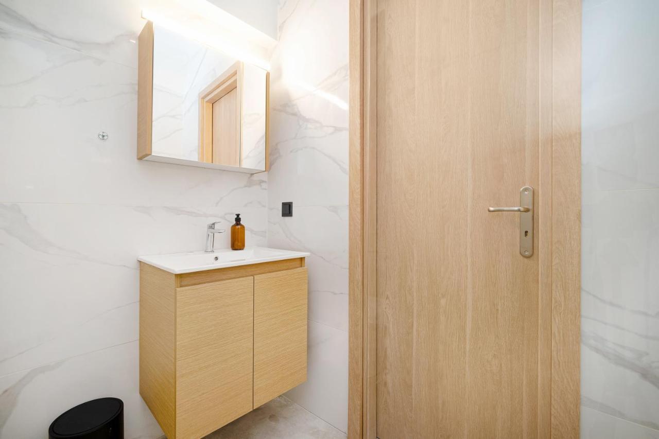 Marco'S Apartment เอเธนส์ ภายนอก รูปภาพ